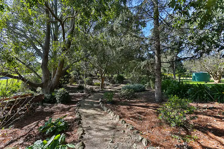 Seventh view of Homely house listing, 4 Hi-Winds Road, Blue Mountain Heights QLD 4350