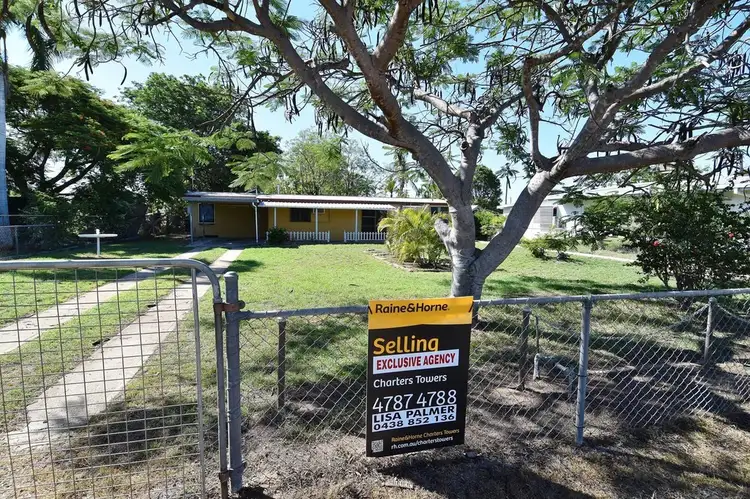 42 MACKAY STREET, Pentland QLD 4816