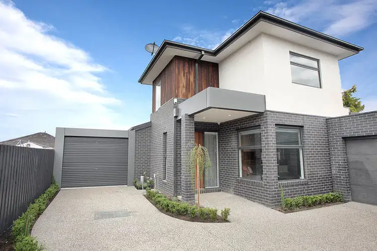 2/13 Surrey Street, Hadfield VIC 3046