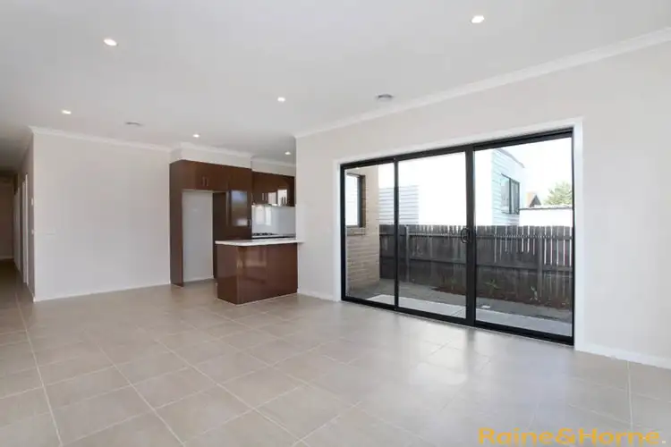 Fifth view of Homely unit listing, 9 Oakwood Road, Albanvale VIC 3021