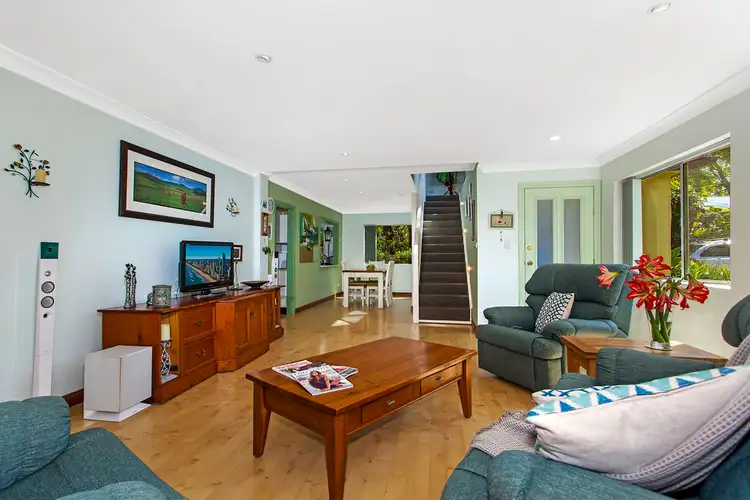 Third view of Homely house listing, 975 The Entrance Road, Forresters Beach NSW 2260