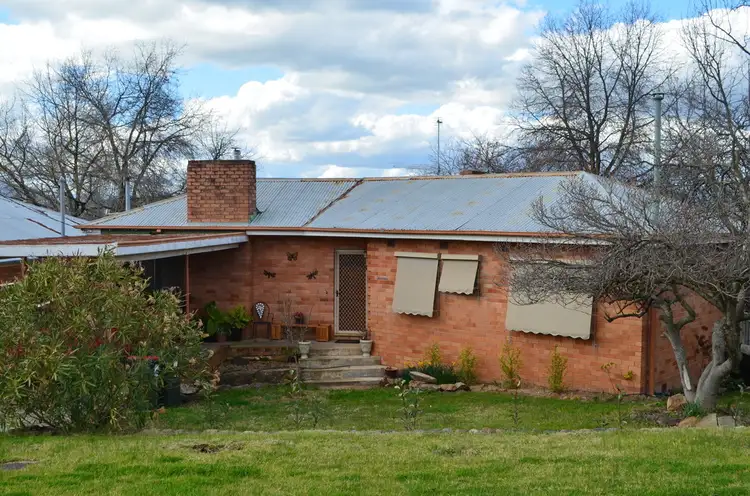 Main view of Homely house listing, 14 Highland Avenue, Tumut NSW 2720