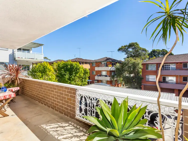 Third view of Homely unit listing, 7/9 Holborn Avenue, Dee Why NSW 2099