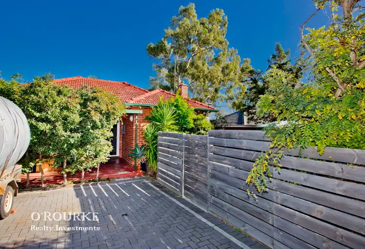 61 a Weaponess Road, Scarborough WA 6019