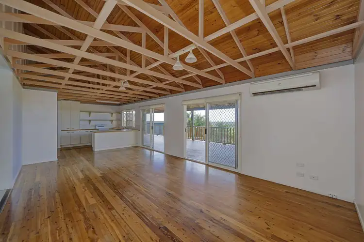65 Rehbein Ave, Qunaba QLD 4670