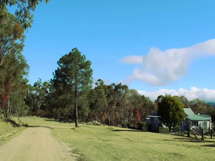 Main view of Homely house listing, 25 Robinson Street, Jennings NSW 4383