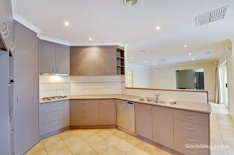 Second view of Homely house listing, 9 Rosella Court, Kialla VIC 3631