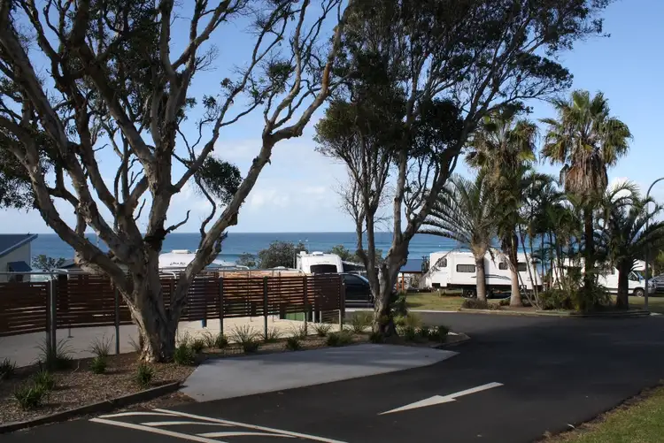 HV1 Bonny Hills Holiday Park, Bonny Hills NSW 2445