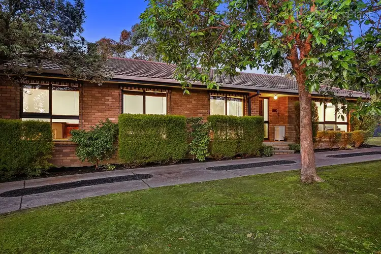 68 Mount View Parade, Croydon VIC 3136