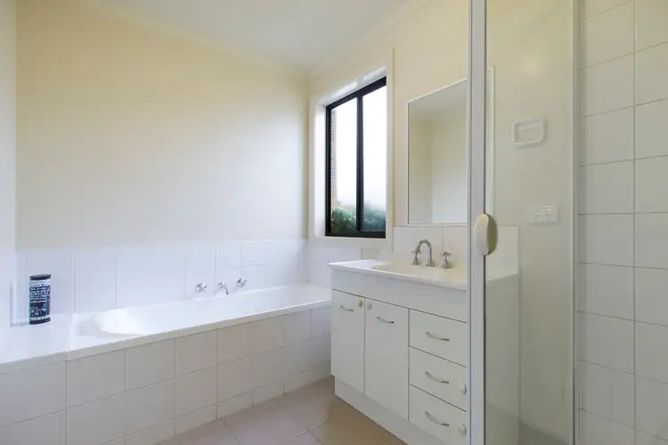 Fourth view of Homely house listing, 1/35 Valley Fair Drive, Narre Warren VIC 3805