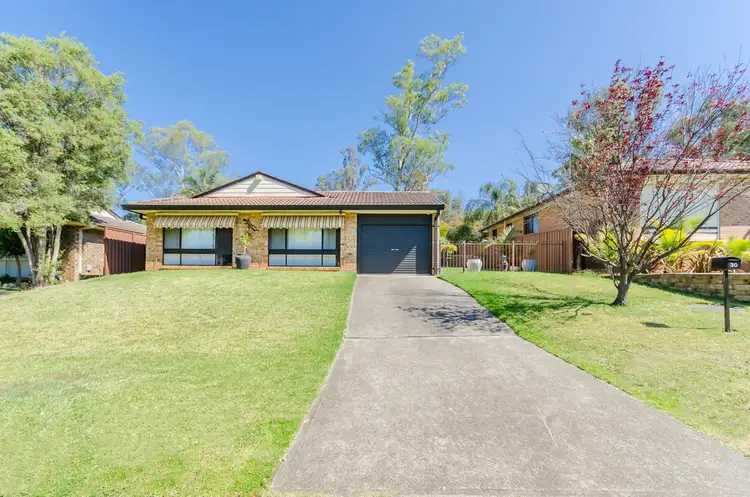 30 Valleyview Crescent, Werrington Downs NSW 2747