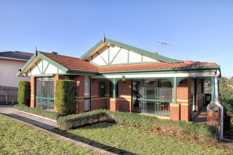 26 Magnolia Boulevard, Meadow Heights VIC 3048