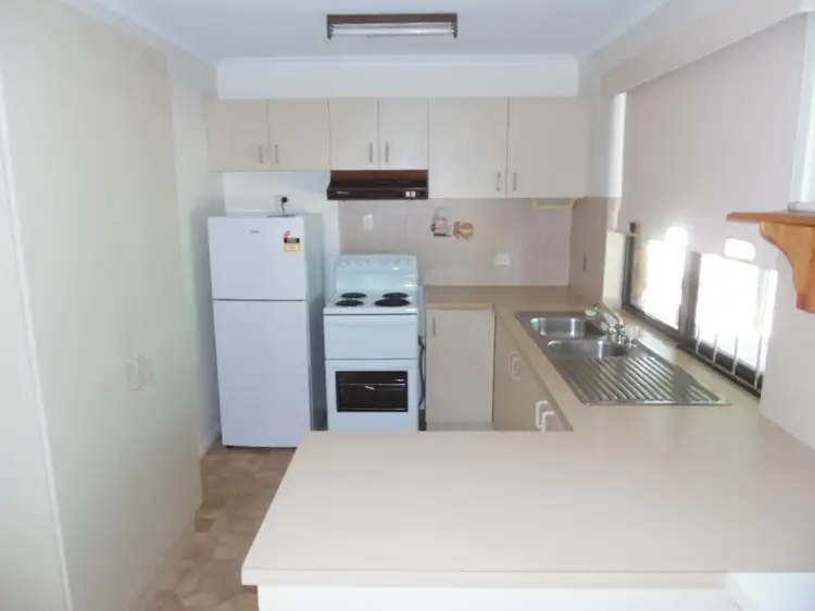 Fourth view of Homely unit listing, 7/42 Pulgul Street, Urangan QLD 4655