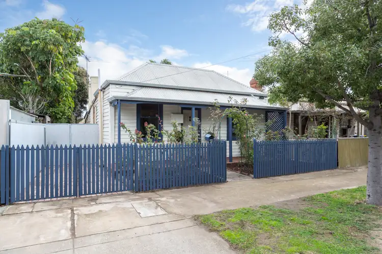 5 Castle Street, Glanville SA 5015