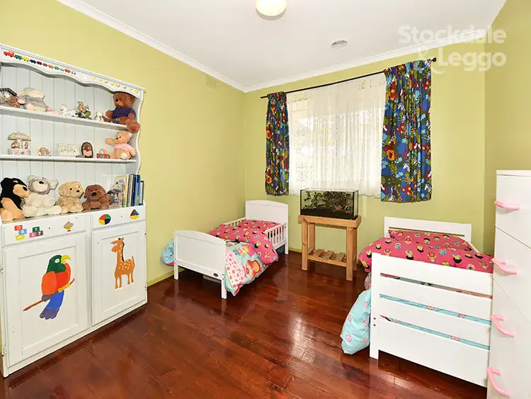 Sixth view of Homely house listing, 2 Gilbert Court, Lalor VIC 3075