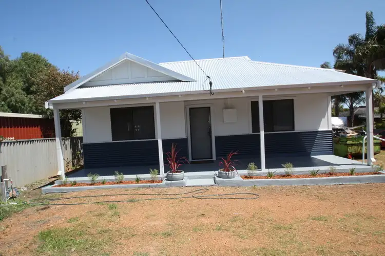 121 South West Hwy, Waroona WA 6215