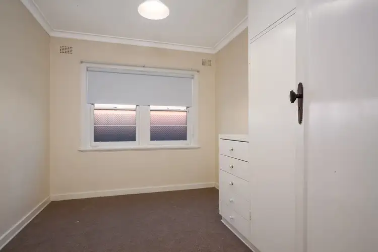 Fifth view of Homely house listing, 33 Grandview Avenue, Turvey Park NSW 2650
