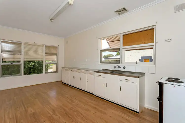 Second view of Homely house listing, 16 Elizabeth Street, Murray Bridge SA 5253