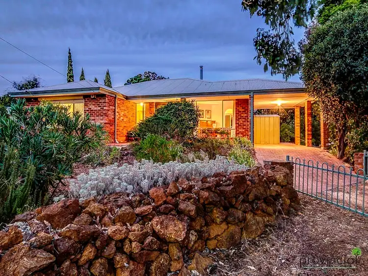 37 Peet Road, Kalamunda WA 6076