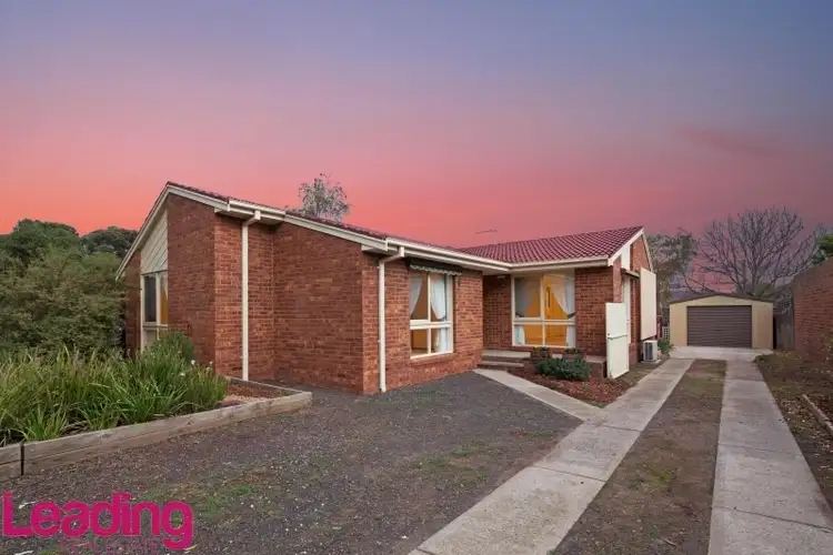 7 Menzies Drive, Sunbury VIC 3429