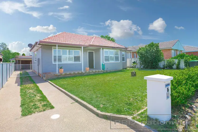 Second view of Homely house listing, 16 Alexandra Ave, Rutherford NSW 2320