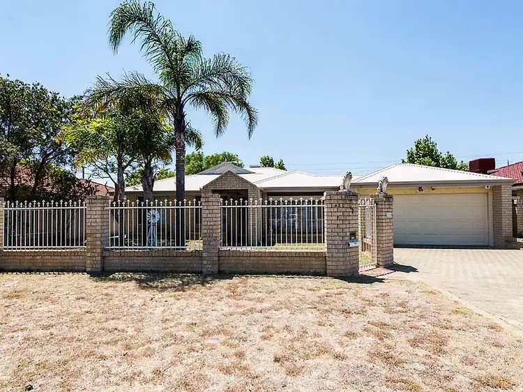 42 Sextant Avenue, Waikiki WA 6169