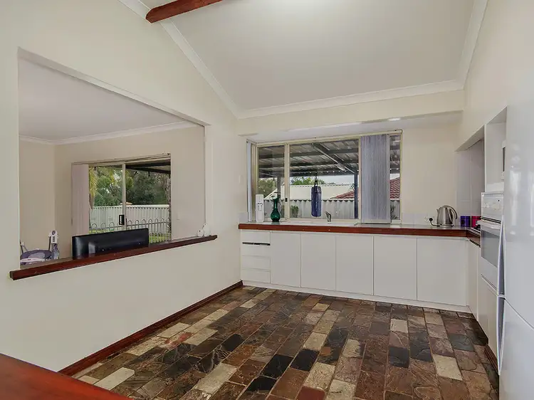 Fifth view of Homely house listing, 42 Judges Gardens, Leda WA 6170