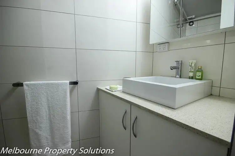 Sixth view of Homely apartment listing, 5B/131 Lonsdale Street, Melbourne VIC 3000