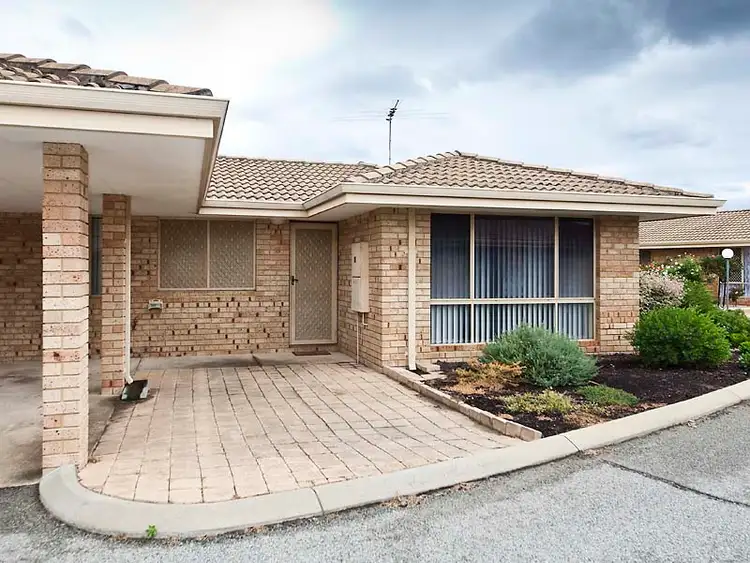 15/15-17 Ashford Avenue, Rockingham WA 6168