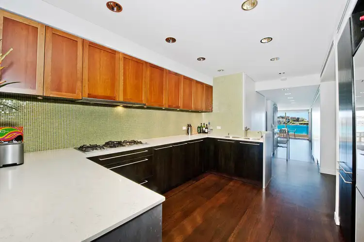 Fourth view of Homely apartment listing, 2/10 Notts Avenue, Bondi Beach NSW 2026