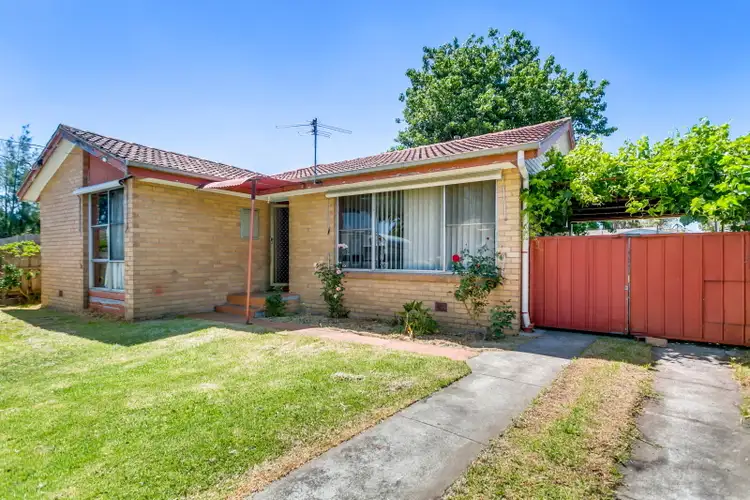 10 Bursaria Crescent, Frankston North VIC 3200