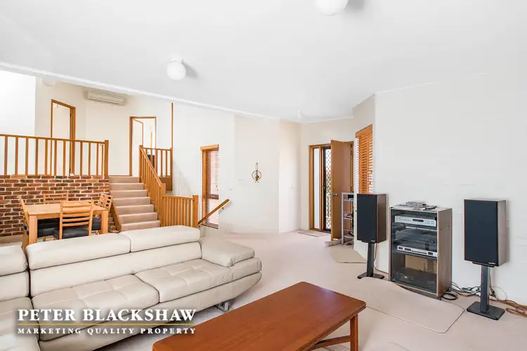 34 Zox Circuit, Calwell ACT 2905