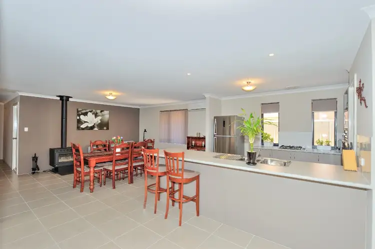 Fourth view of Homely house listing, 3 Parrot Close, Singleton WA 6175