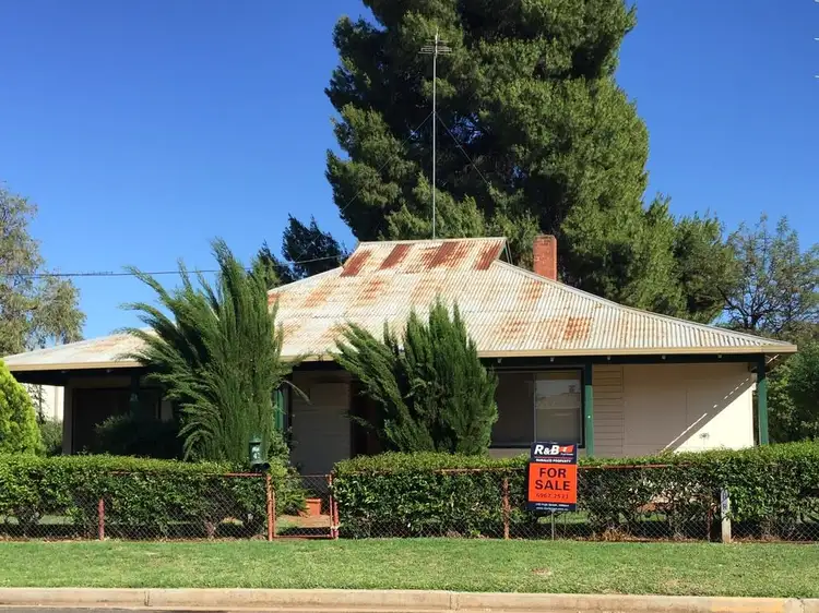 41-43 Grattan Street, Hillston NSW 2675
