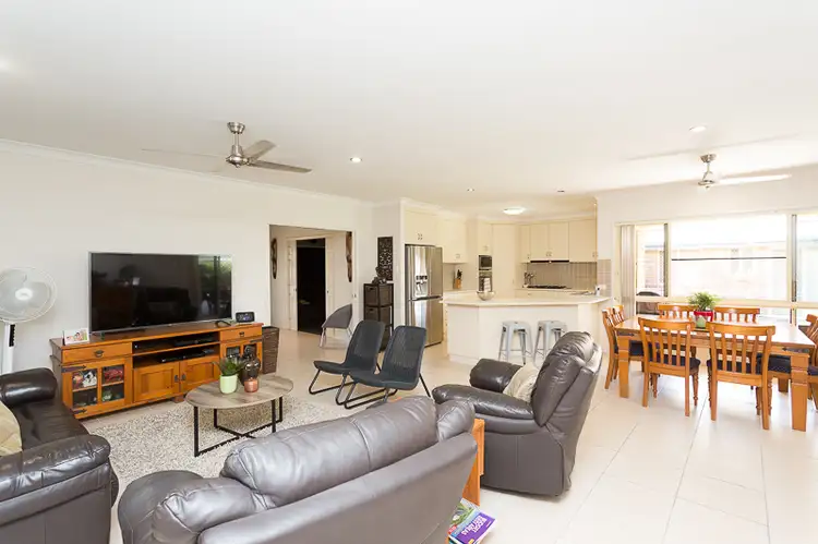 14 Blackmur Street, Marian QLD 4753