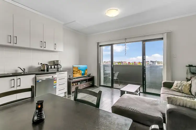 Main view of Homely townhouse listing, 6 Callinan Street, Munno Para SA 5115