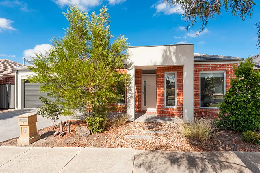 Main view of Homely house listing, 16 Serenity Way, Craigieburn VIC 3064