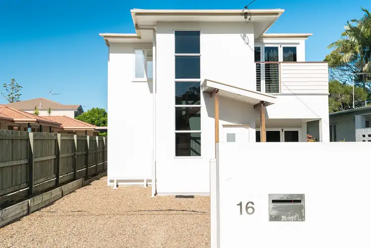 16 Livermore Street, Redcliffe QLD 4020