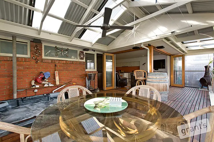 Fifth view of Homely house listing, 8 Greenlaw Crescent, Berwick VIC 3806