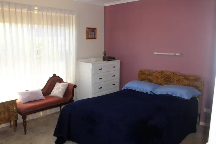 Sixth view of Homely unit listing, 2/144 Baker Street, Temora NSW 2666