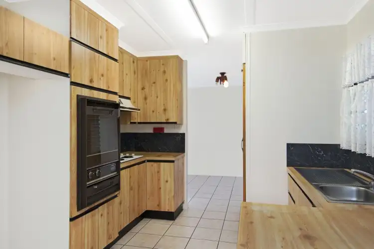 Second view of Homely house listing, 5 Tiffany Court, Rasmussen QLD 4815