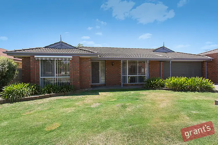 4 Forrester Walk, Narre Warren South VIC 3805
