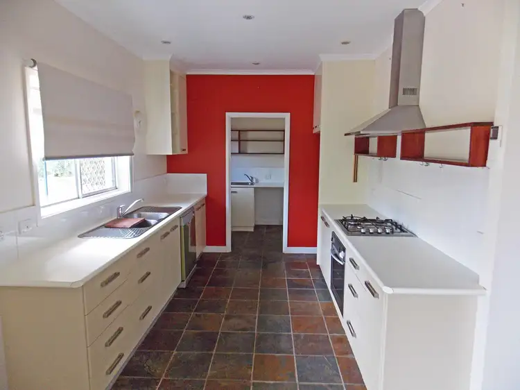 24 Standley Crescent, Gillen NT 870