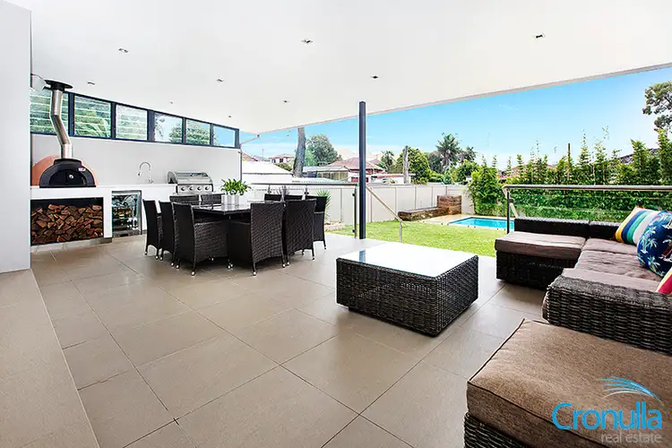 11 Booyong Avenue, Caringbah NSW 2229