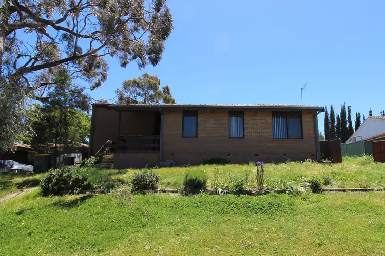6 McKibbin Place, Bathurst NSW 2795