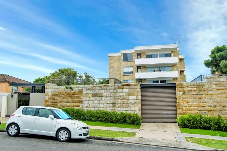 Main view of Homely apartment listing, 9/2 Oceanview Ave, Vaucluse NSW 2030