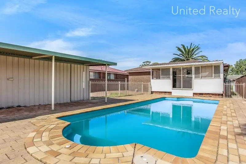 Main view of Homely house listing, 10 Pilliga Crescent, Bossley Park NSW 2176