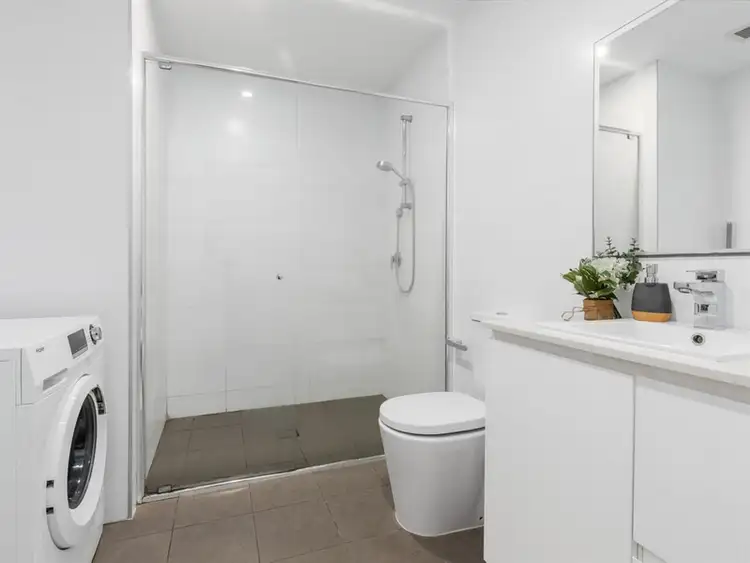 Sixth view of Homely apartment listing, 5/66 Mullens Street, Balmain NSW 2041