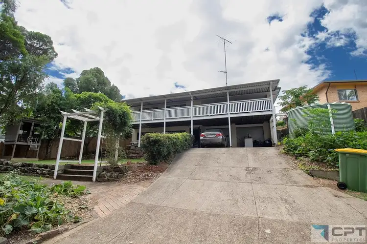 28 Riddell Street