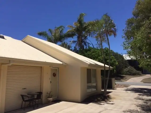 1/ 8 Margit Crescent, Sunrise Beach QLD 4567